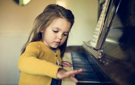 When Should You Buy a Piano For A Beginner?