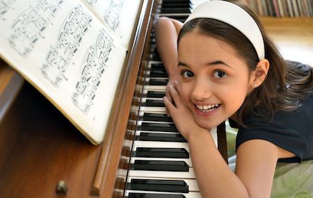 Mastering the Keys: Tips for Aspiring Pianists and Their Parents